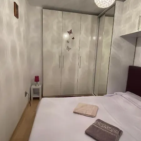 Apartament,ultracentral, Piata Romana * Bukurešť