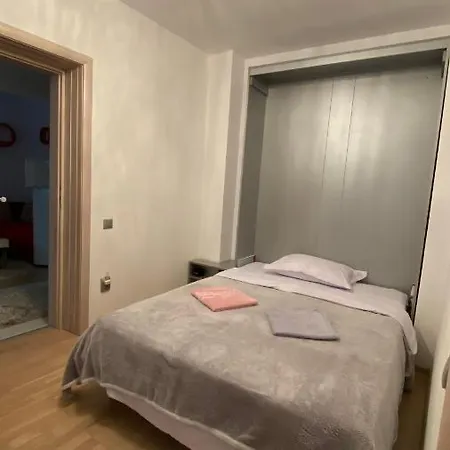 Apartament,ultracentral, Piata Romana